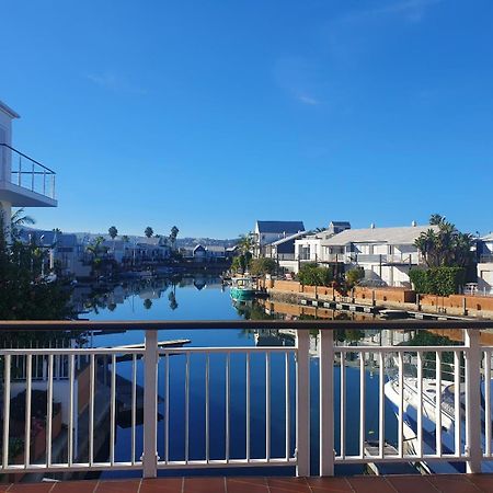 Knysna Quays Waterfront Accomodation Extérieur photo