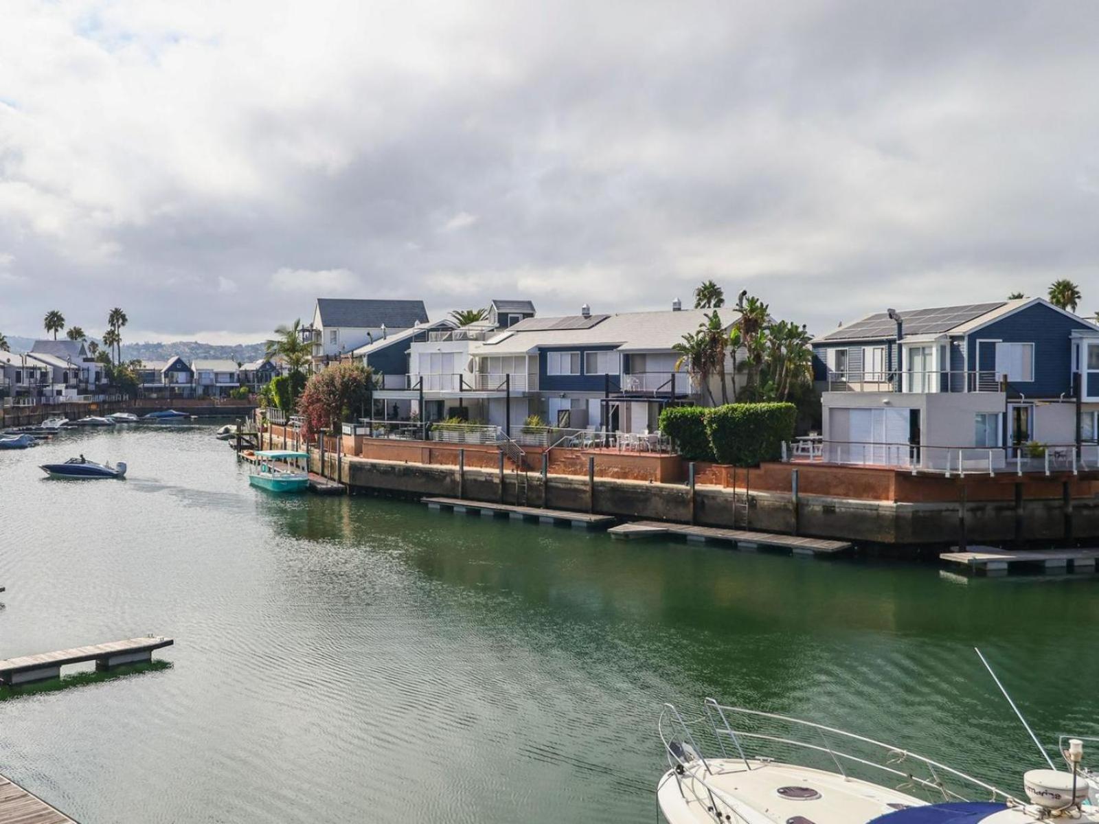 Knysna Quays Waterfront Accomodation Extérieur photo